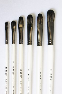 XDT Quality Brush: 822 Mongoose Filbert Set 6's