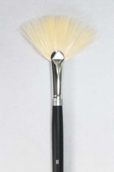 XDT Quality Brush: 589 Fan Brush 8