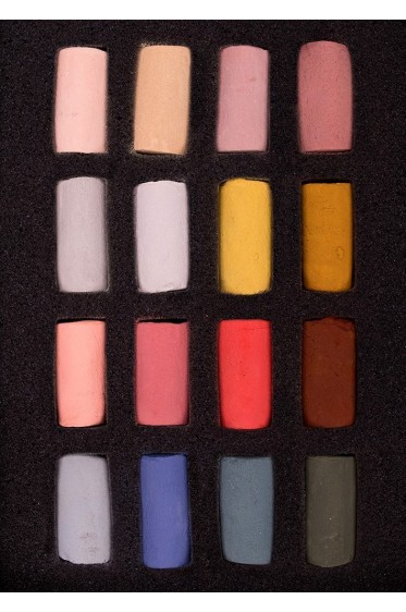Unison Colour Handmade Soft Pastel: Portrait 16 Half-Stick Set