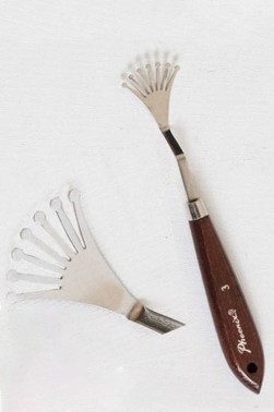 Phoenix: New Age Pallete Knife 3