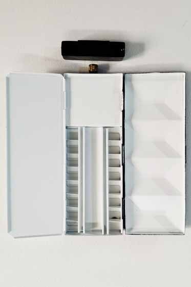 Old Holland Classic Watercolors:  German Black Box Half Pans