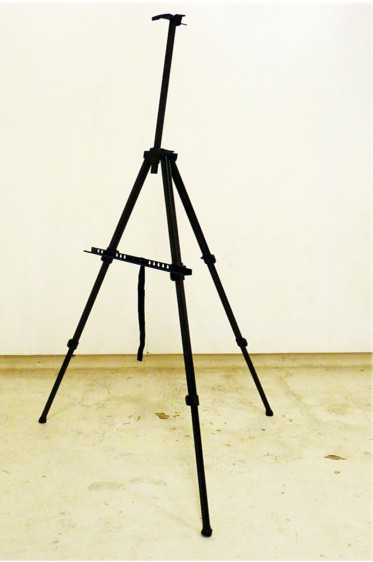 Easel: TOPS Black Aluminum Sketching Easel