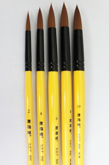 XDT Quality Brush: 930 Tapered Synthetic Round Set 5's